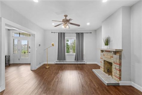 2204 Hazeldell Street Carrick PA 15210