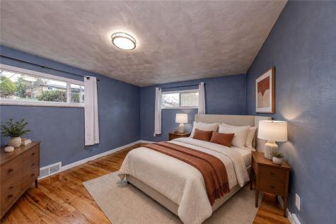 4798 Oakridge Drive Whitehall PA 15227