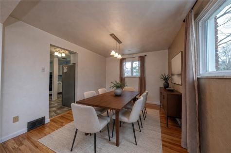 4798 Oakridge Drive Whitehall PA 15227