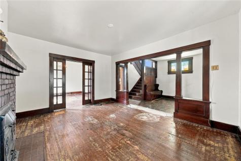 411 Riverview Drive New Kensington PA 15068