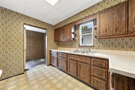 411 Riverview Drive New Kensington PA 15068