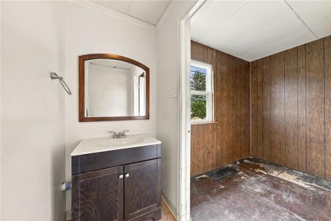 411 Riverview Drive New Kensington PA 15068