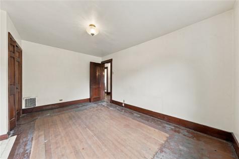 411 Riverview Drive New Kensington PA 15068