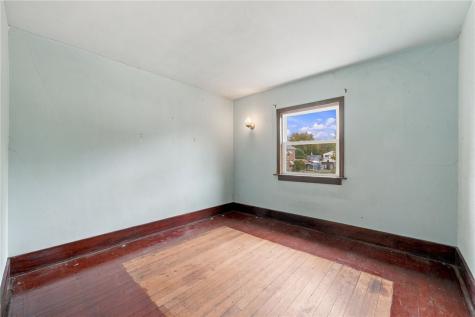 411 Riverview Drive New Kensington PA 15068