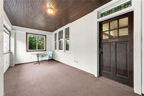 411 Riverview Drive New Kensington PA 15068