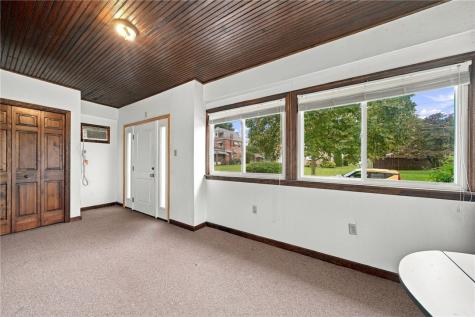 411 Riverview Drive New Kensington PA 15068