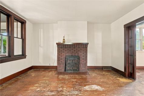 411 Riverview Drive New Kensington PA 15068