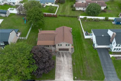 105 Laurlis Lane Richland School District PA 15904