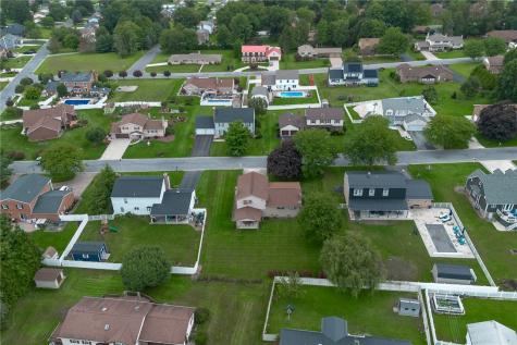 105 Laurlis Lane Richland School District PA 15904