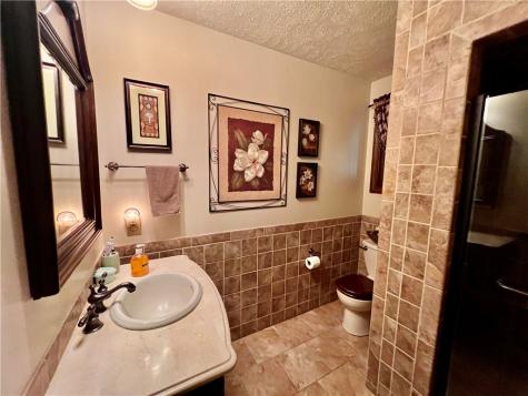 297 Lake Road Washington Township PA 16156
