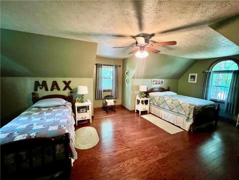 297 Lake Road Washington Township PA 16156