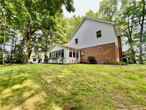 297 Lake Road Washington Township PA 16156