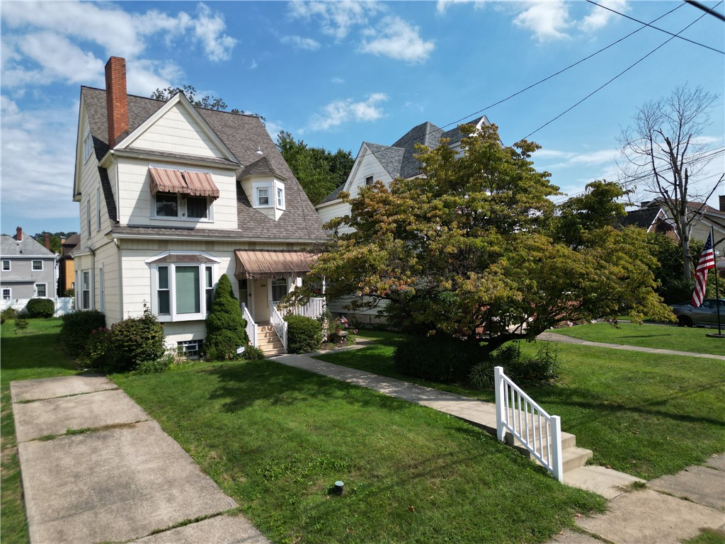 52 Linshaw Avenue Ingram PA 15205