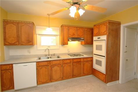 52 Linshaw Avenue Ingram PA 15205