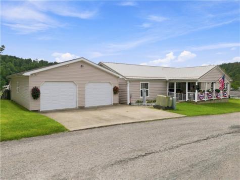 429 Evans Donegal PA 15628