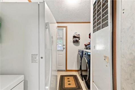 429 Evans Donegal PA 15628