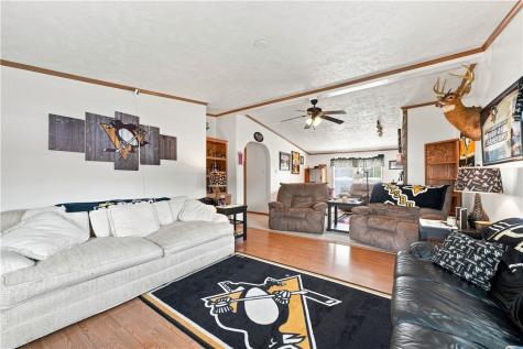 429 Evans Donegal PA 15628