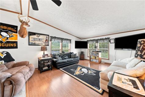 429 Evans Donegal PA 15628