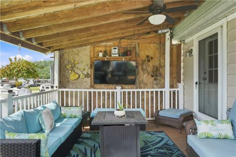 429 Evans Donegal PA 15628