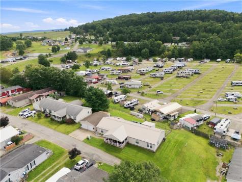 429 Evans Donegal PA 15628
