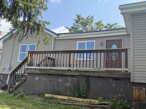 1618 Beaver Road Ambridge PA 15003