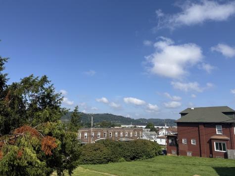 1618 Beaver Road Ambridge PA 15003