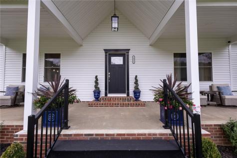 1811 Locust Lane Mcdonald PA 15057