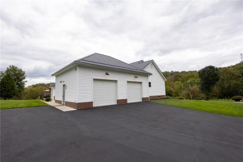 1811 Locust Lane Mcdonald PA 15057