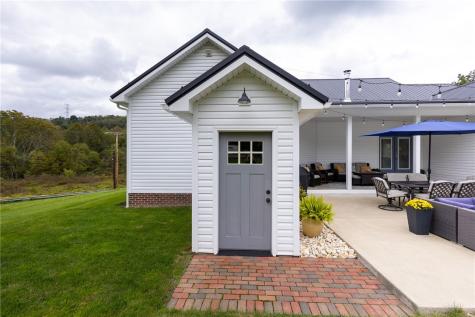 1811 Locust Lane Mcdonald PA 15057