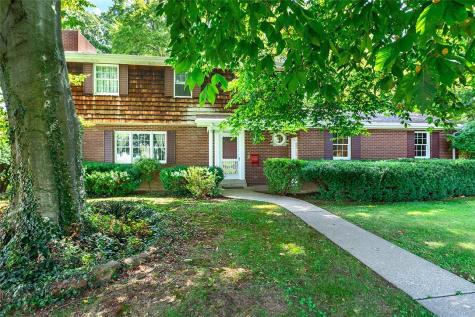 1315 Sycamore Street Connellsville PA 15425
