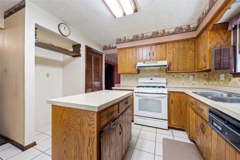 1315 Sycamore Street Connellsville PA 15425