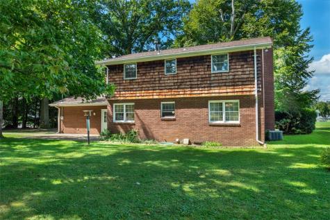 1315 Sycamore Street Connellsville PA 15425