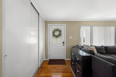 358 Yarrow Lane Pleasant Hills PA 15236