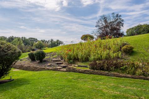 358 Yarrow Lane Pleasant Hills PA 15236