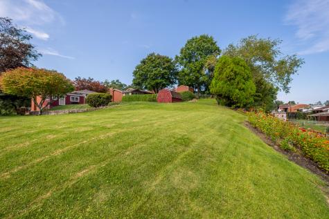 358 Yarrow Lane Pleasant Hills PA 15236