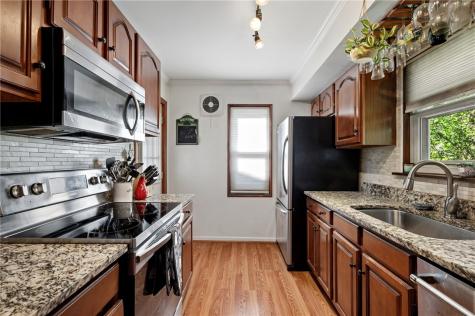 322 E Bruceton Road Pleasant Hills PA 15236