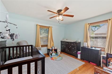 322 E Bruceton Road Pleasant Hills PA 15236