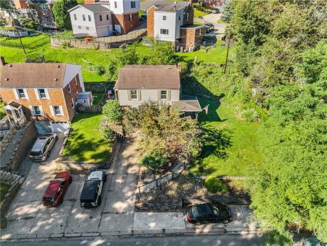 322 E Bruceton Road Pleasant Hills PA 15236