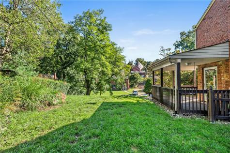 322 E Bruceton Road Pleasant Hills PA 15236