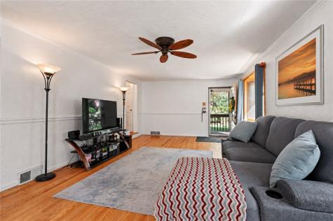 322 E Bruceton Road Pleasant Hills PA 15236
