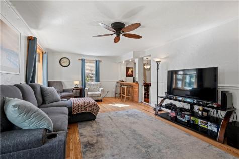 322 E Bruceton Road Pleasant Hills PA 15236