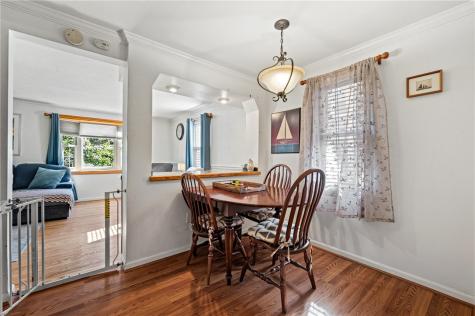 322 E Bruceton Road Pleasant Hills PA 15236