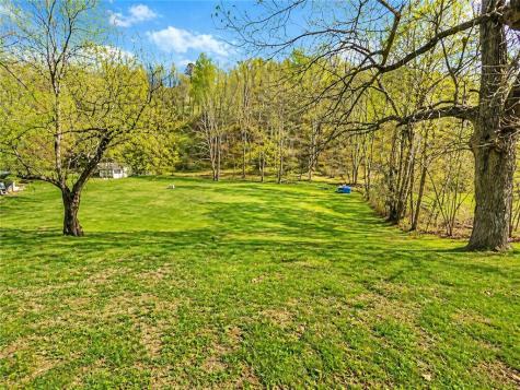 101 Fishpot Road Centerville PA 15333