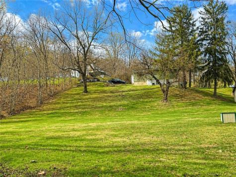 101 Fishpot Road Centerville PA 15333