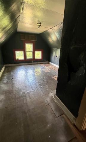 266 Orchard Street Sharon PA 16146