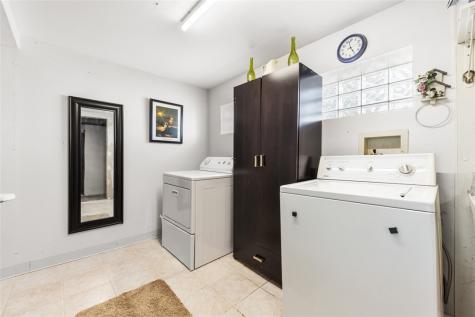 1990 Tara Drive North Huntingdon PA 15642