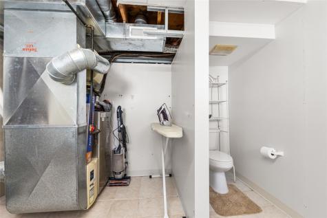 1990 Tara Drive North Huntingdon PA 15642