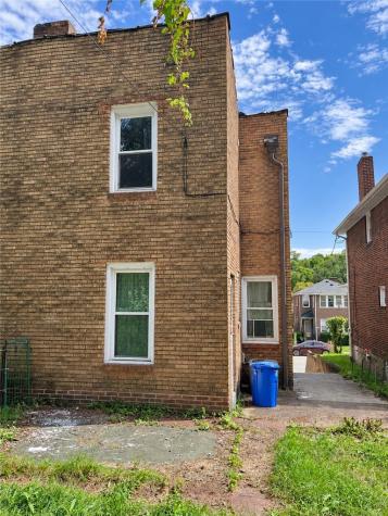 4140 Murray Avenue Greenfield PA 15217