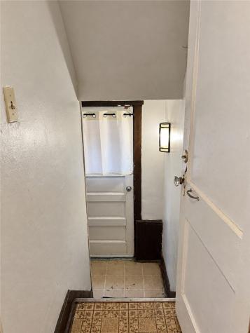 4140 Murray Avenue Greenfield PA 15217