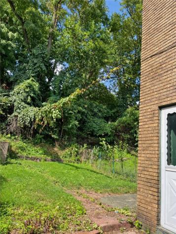 4140 Murray Avenue Greenfield PA 15217